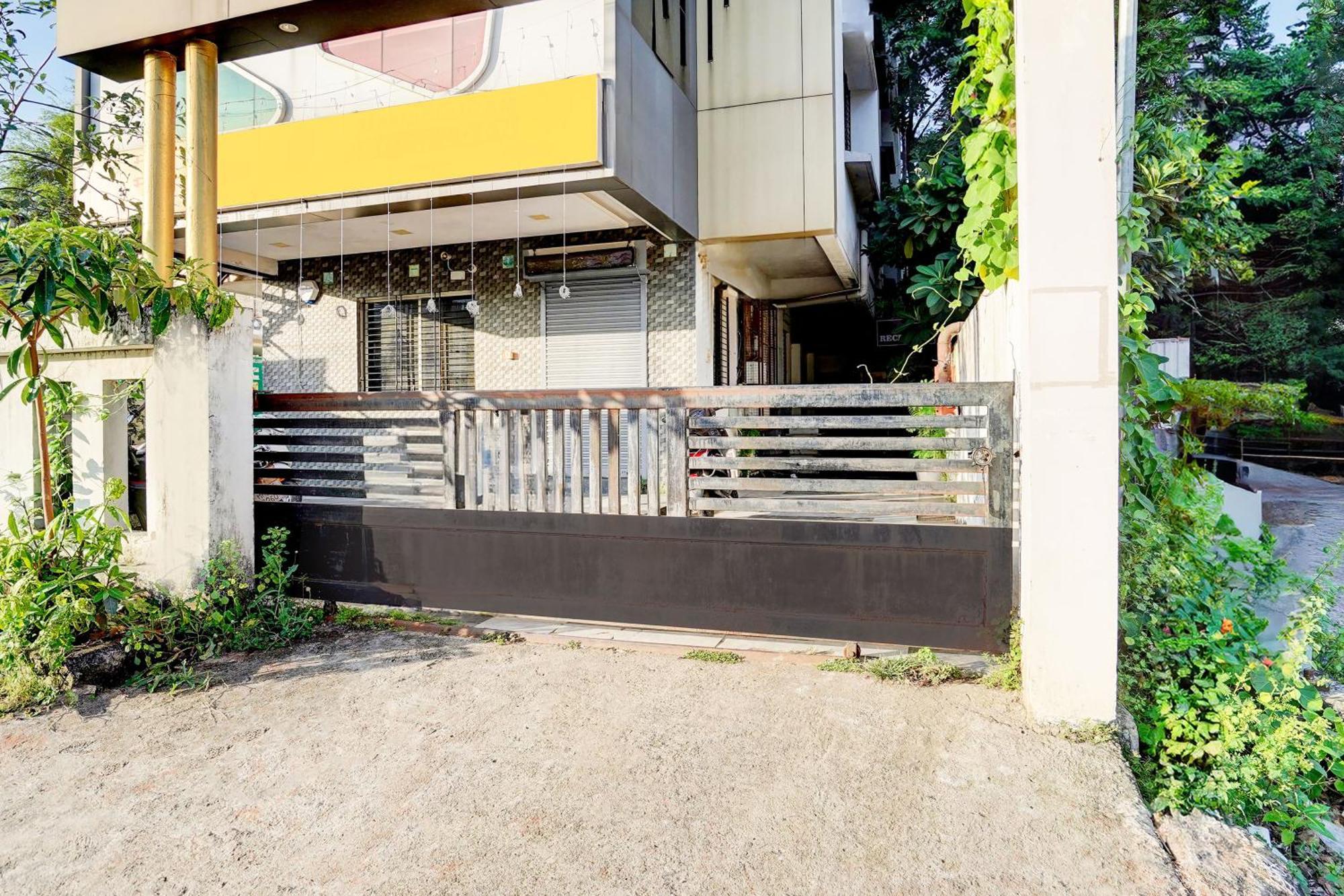 Super Hotel O Katol Road Friends Colony Nagpur Exterior foto